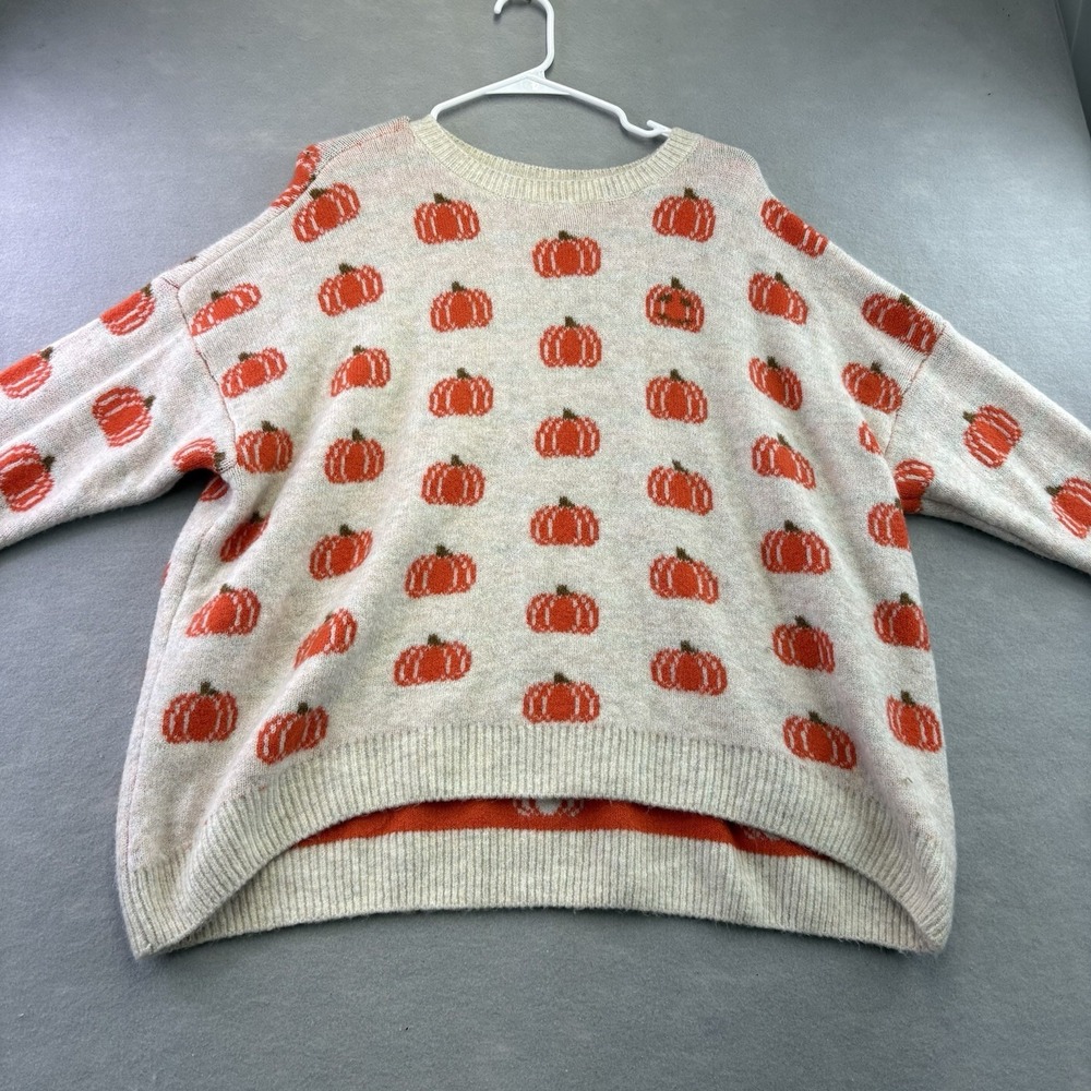 Vince Camuto Sweater Womens L Beige Pumpkin Print Fall Fest Holiday Knit Comfy - Picture 2 of 16